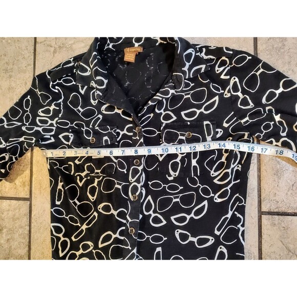 Copper Key Girls Size Small Button Down Black Shirt Glasses AOP Fast Shipping - Picture 3 of 13